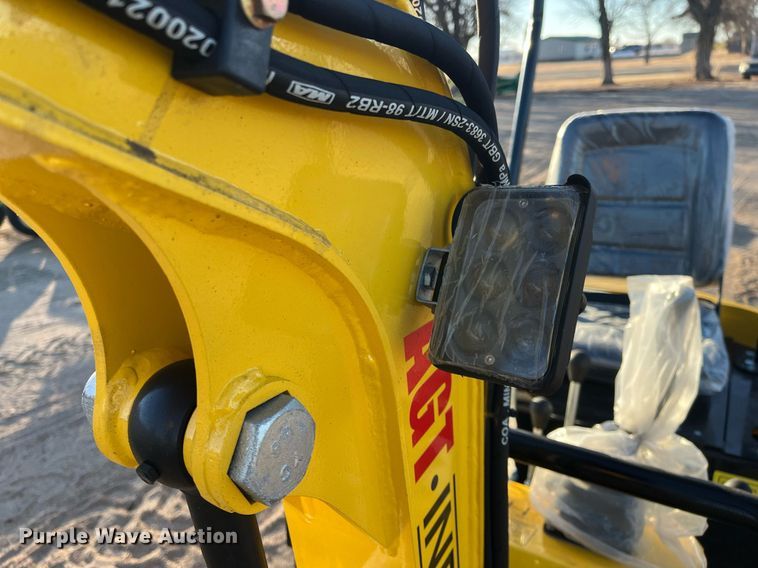 image for item ML9810 2022 Agrotk H12  mini excavator