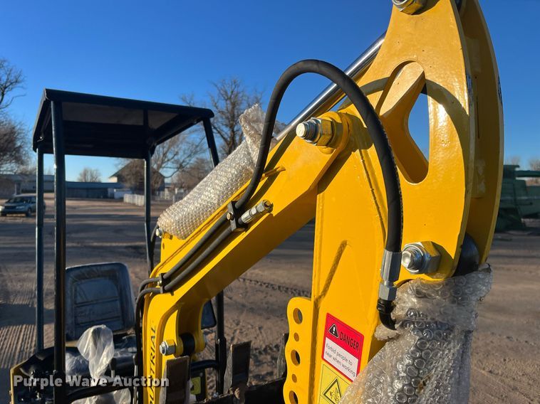 image for item ML9810 2022 Agrotk H12  mini excavator