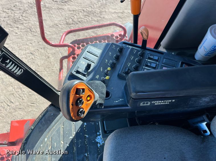 image for item ML9811 2006 Case IH 2388  combine