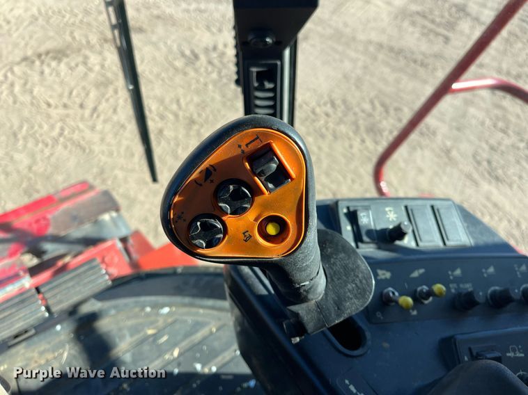 image for item ML9811 2006 Case IH 2388  combine