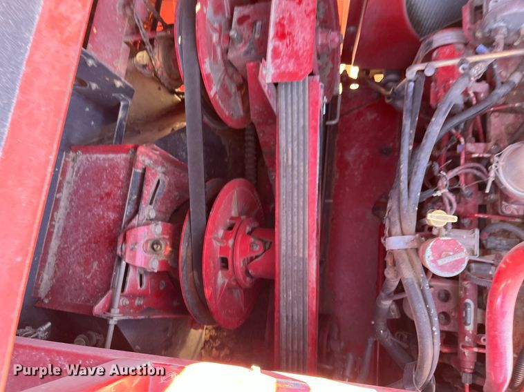 image for item ML9811 2006 Case IH 2388  combine