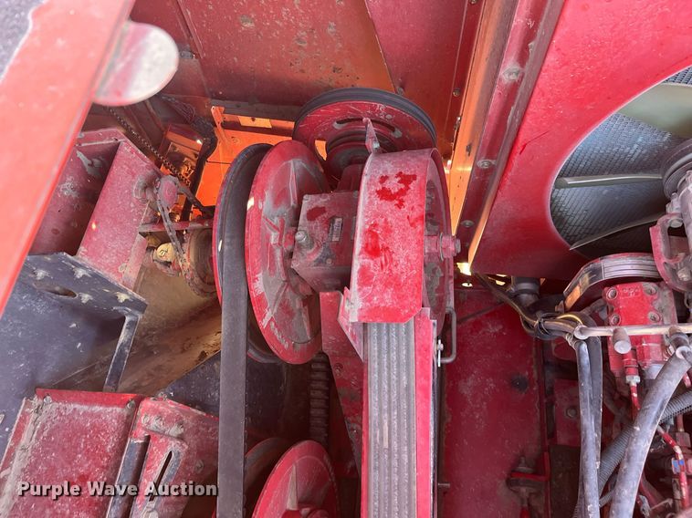 image for item ML9811 2006 Case IH 2388  combine