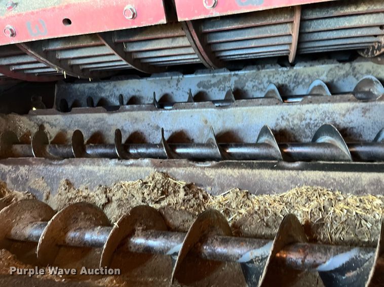 image for item ML9811 2006 Case IH 2388  combine