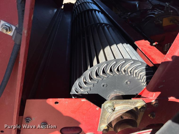 image for item ML9811 2006 Case IH 2388  combine