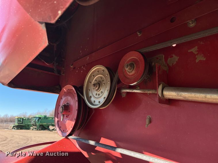 image for item ML9811 2006 Case IH 2388  combine