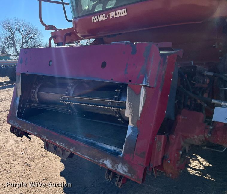 image for item ML9811 2006 Case IH 2388  combine