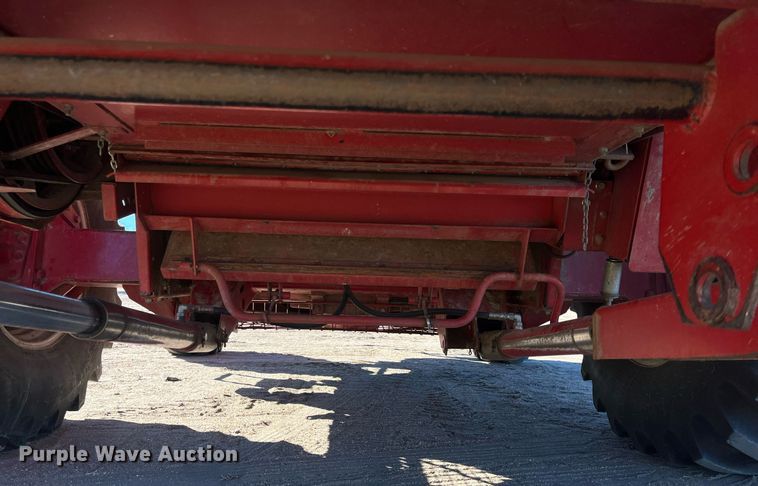 image for item ML9811 2006 Case IH 2388  combine