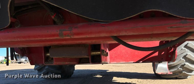 image for item ML9811 2006 Case IH 2388  combine