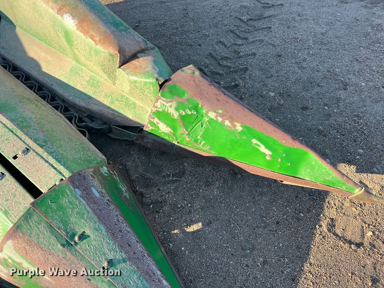 image for item ML9816 John Deere 653A  all-crop head