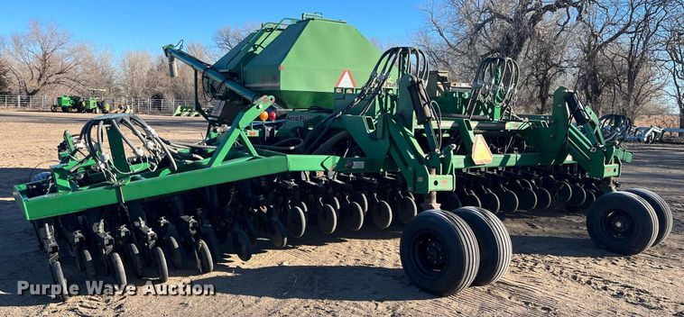 image for item ML9817 Great Plains NTA3010  no-till air seeder