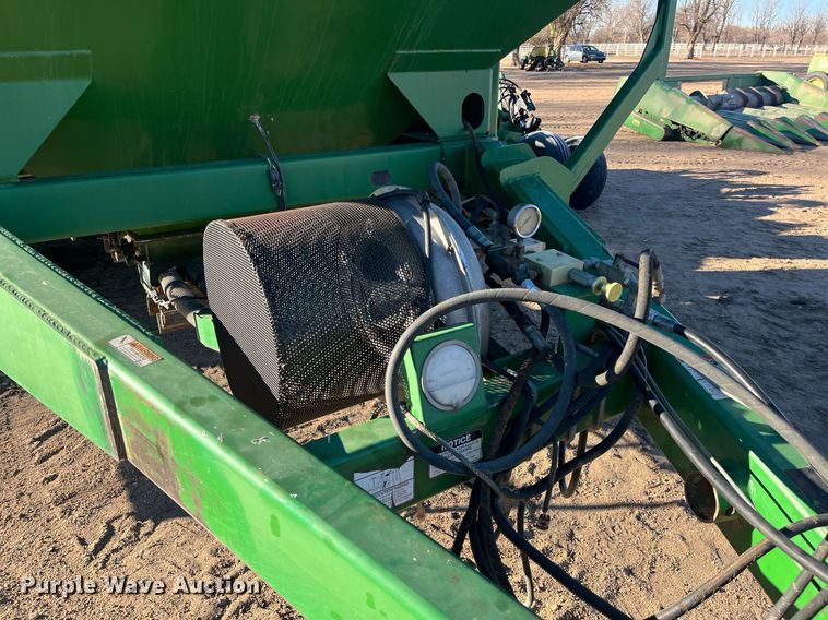 image for item ML9817 Great Plains NTA3010  no-till air seeder