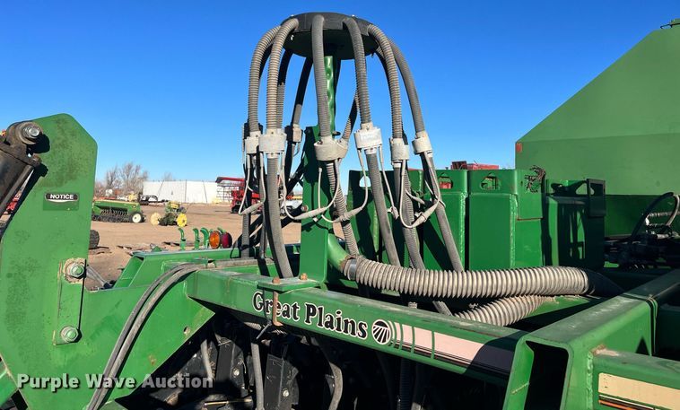 image for item ML9817 Great Plains NTA3010  no-till air seeder