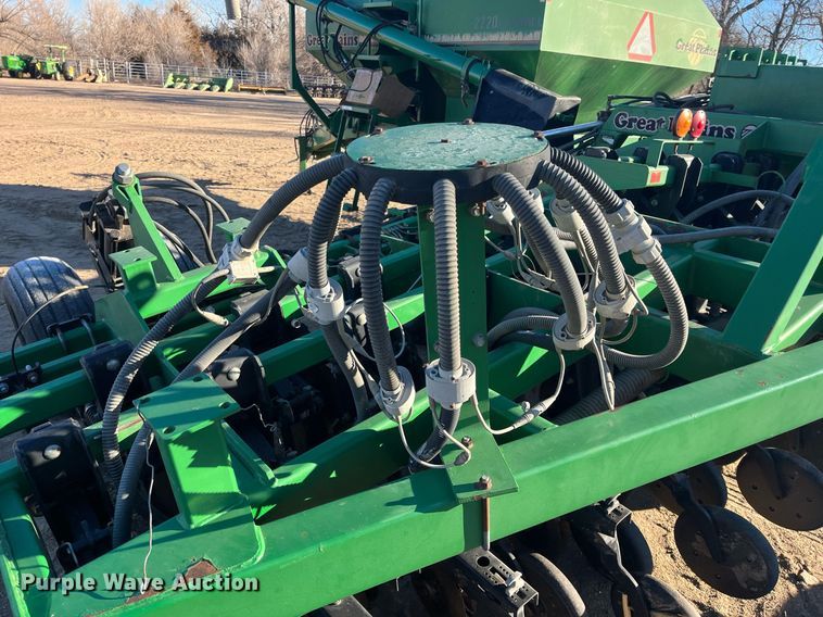 image for item ML9817 Great Plains NTA3010  no-till air seeder