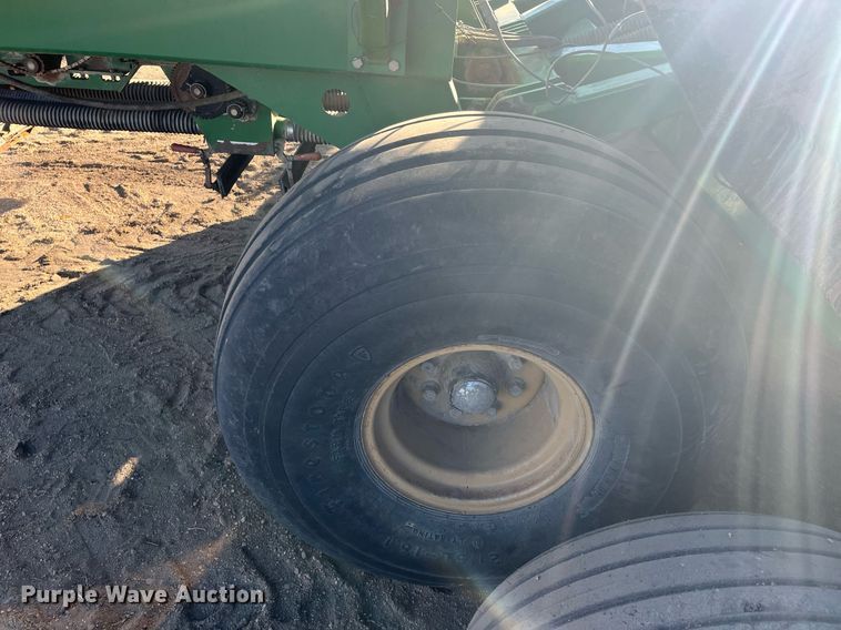 image for item ML9817 Great Plains NTA3010  no-till air seeder