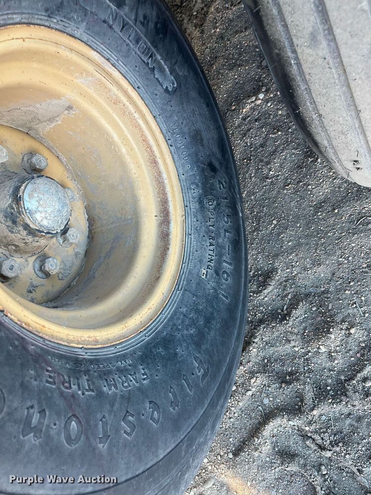 image for item ML9817 Great Plains NTA3010  no-till air seeder