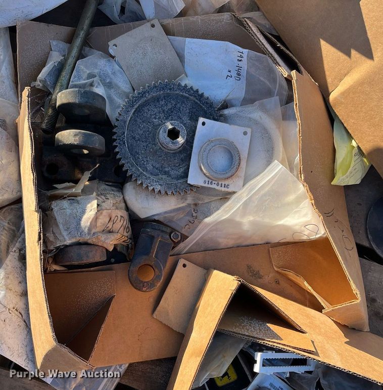 image for item ML9825 Great Plains  air seeder parts