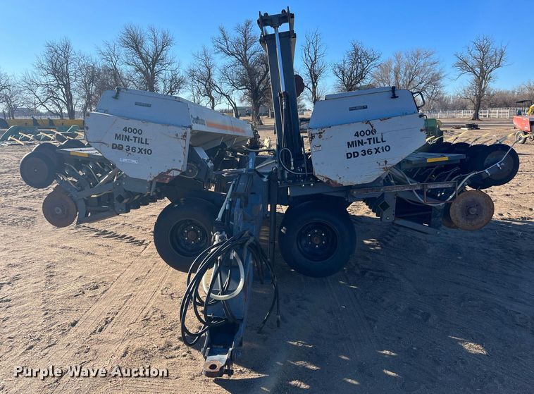 image for item ML9826 CrustBuster 4000MT  Min-Till DD36X10 grain drill