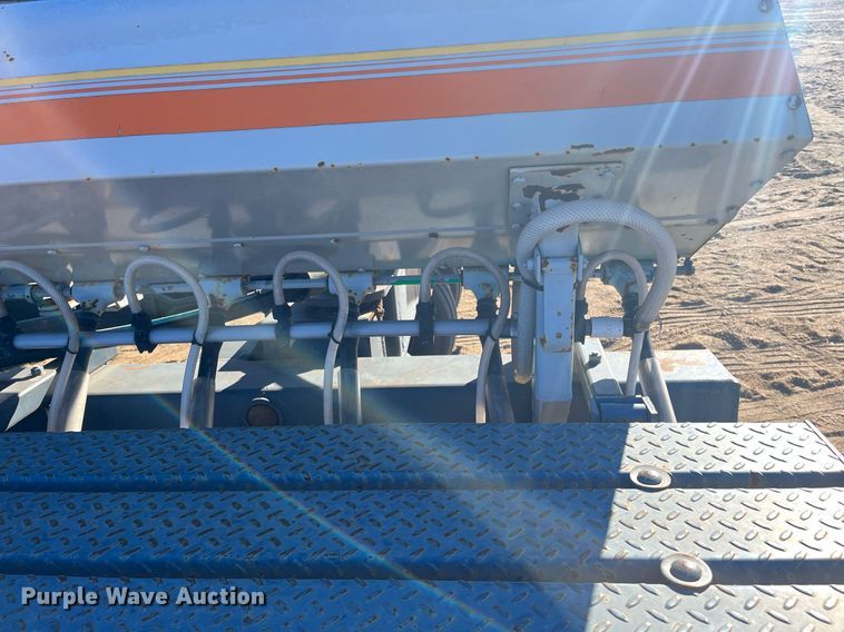 image for item ML9826 CrustBuster 4000MT  Min-Till DD36X10 grain drill