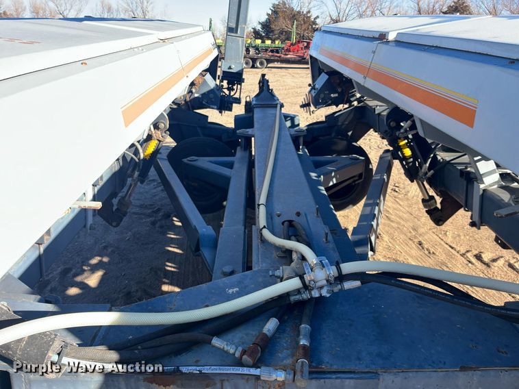 image for item ML9826 CrustBuster 4000MT  Min-Till DD36X10 grain drill