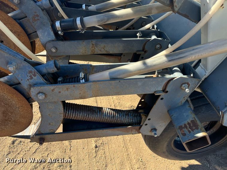 image for item ML9826 CrustBuster 4000MT  Min-Till DD36X10 grain drill