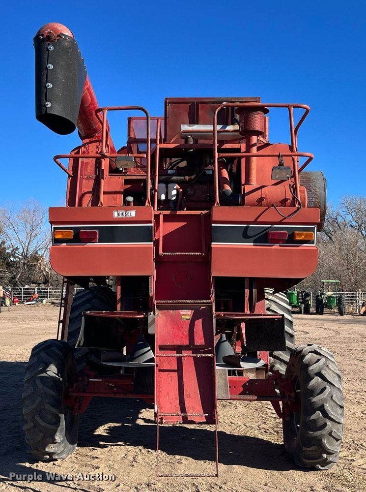 image for item ML9827 1980 International 1460  Axial-Flow Rice Special combine