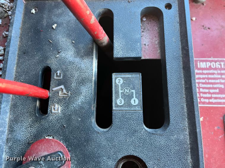 image for item ML9827 1980 International 1460  Axial-Flow Rice Special combine