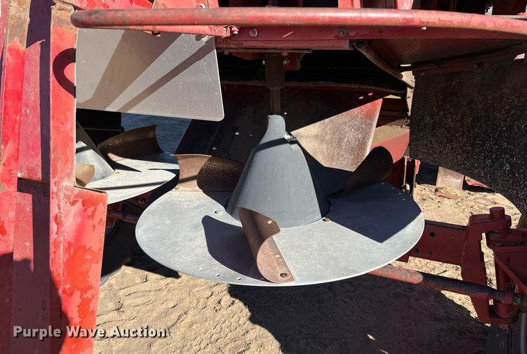 image for item ML9827 1980 International 1460  Axial-Flow Rice Special combine