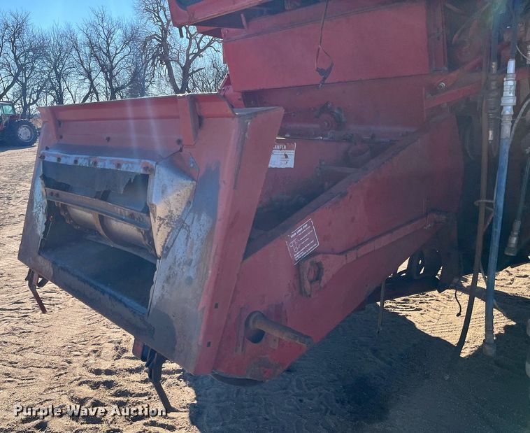 image for item ML9827 1980 International 1460  Axial-Flow Rice Special combine