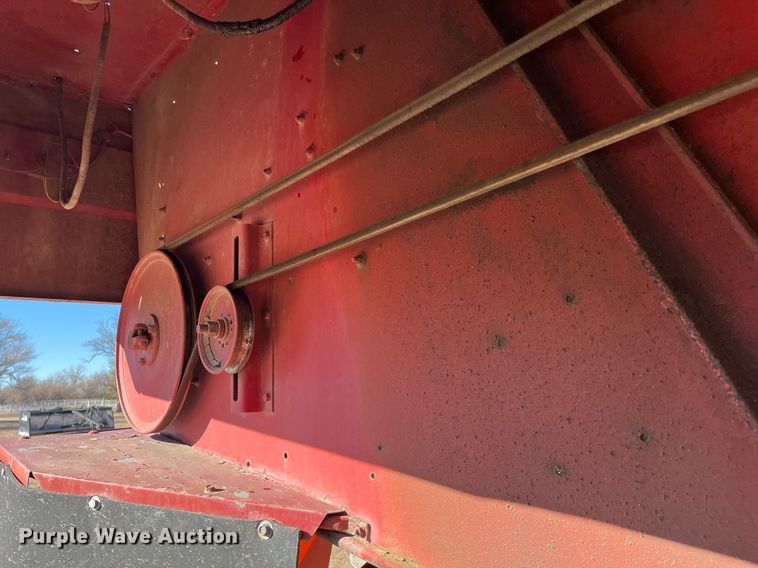 image for item ML9827 1980 International 1460  Axial-Flow Rice Special combine