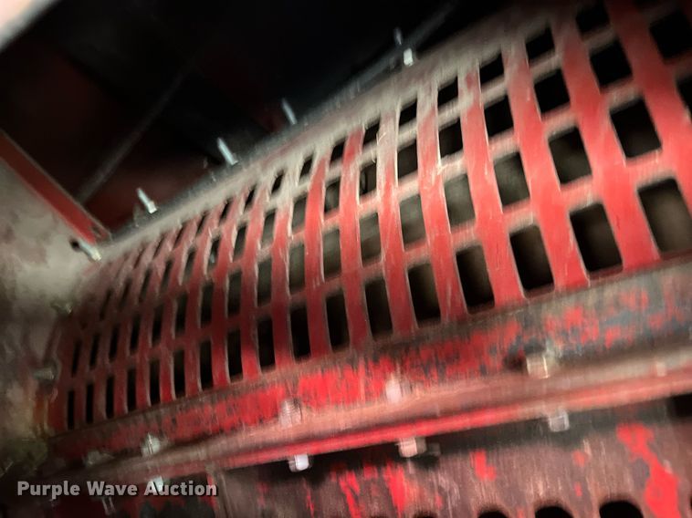 image for item ML9827 1980 International 1460  Axial-Flow Rice Special combine