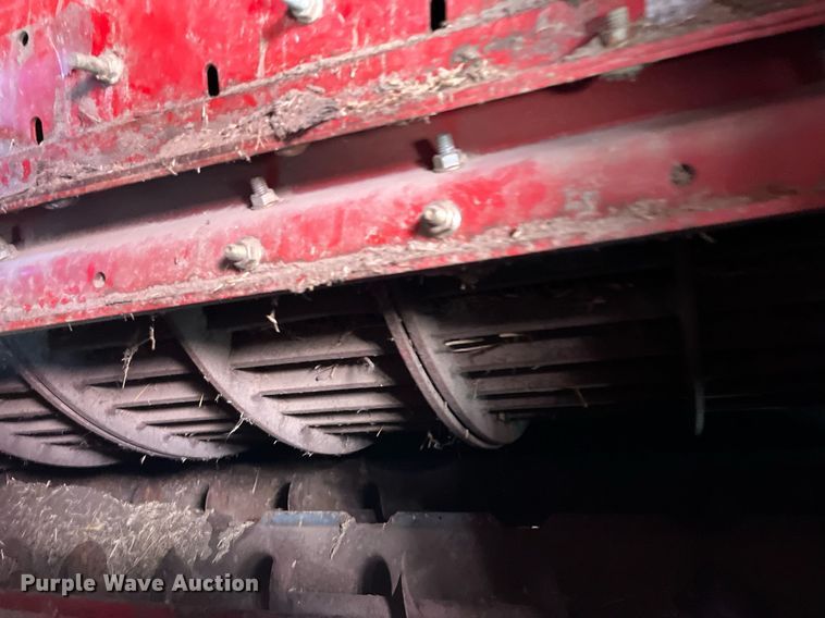 image for item ML9827 1980 International 1460  Axial-Flow Rice Special combine