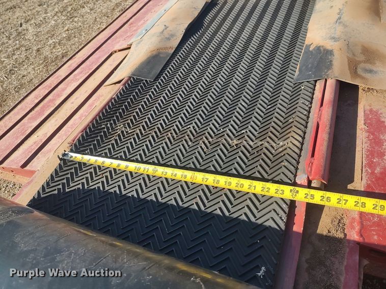 image for item MN9035 Hutchinson  conveyor