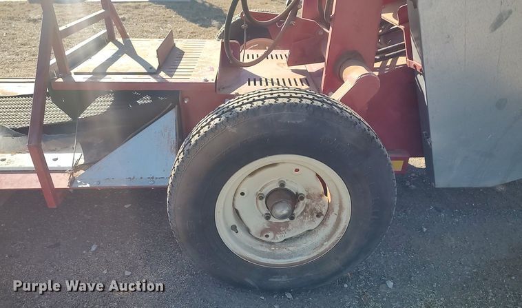 image for item MN9035 Hutchinson  conveyor