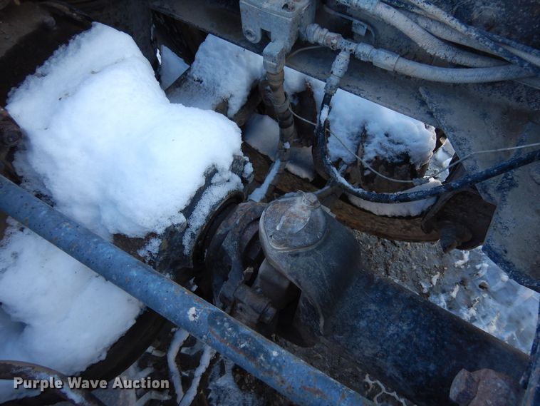 image for item DF8321 1990 Mack CH613  semi truck