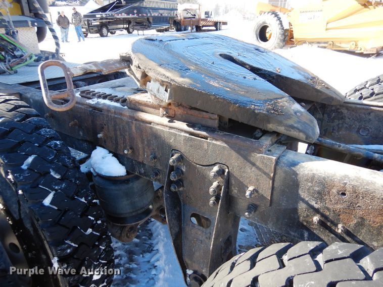 image for item DF8321 1990 Mack CH613  semi truck