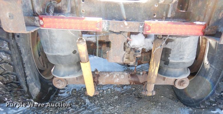 image for item DF8321 1990 Mack CH613  semi truck