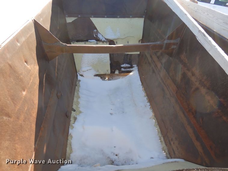 image for item DF8324 1986 Load King 1827  bottom dump trailer