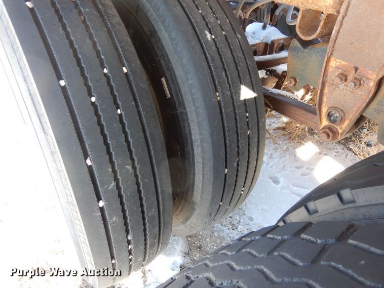 image for item DF8324 1986 Load King 1827  bottom dump trailer