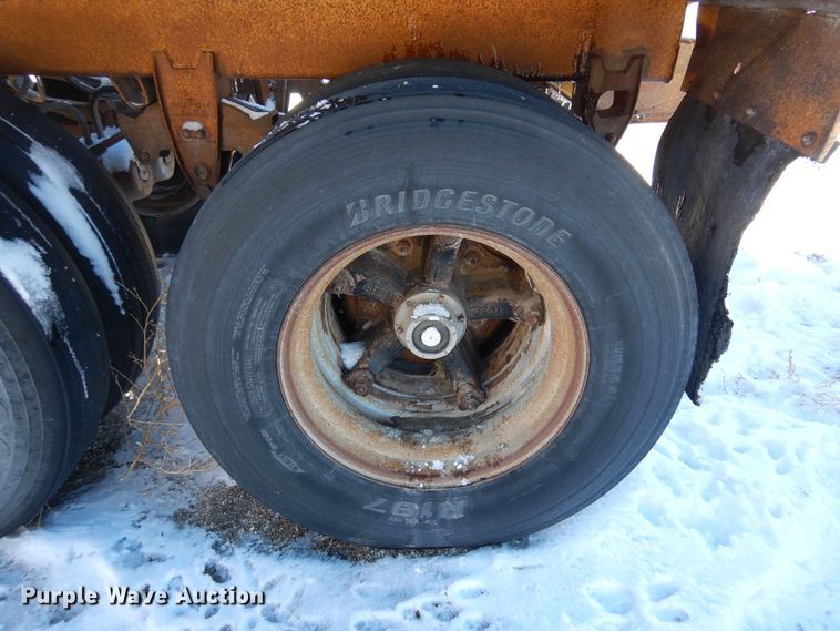 image for item DF8324 1986 Load King 1827  bottom dump trailer