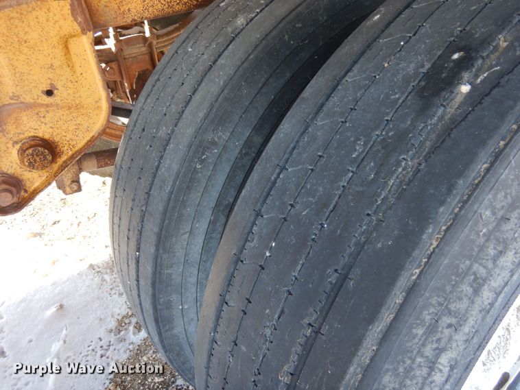 image for item DF8324 1986 Load King 1827  bottom dump trailer