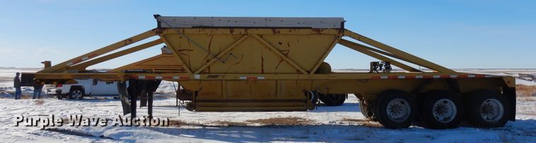 image for item DF8325 1986 Red River  bottom dump trailer