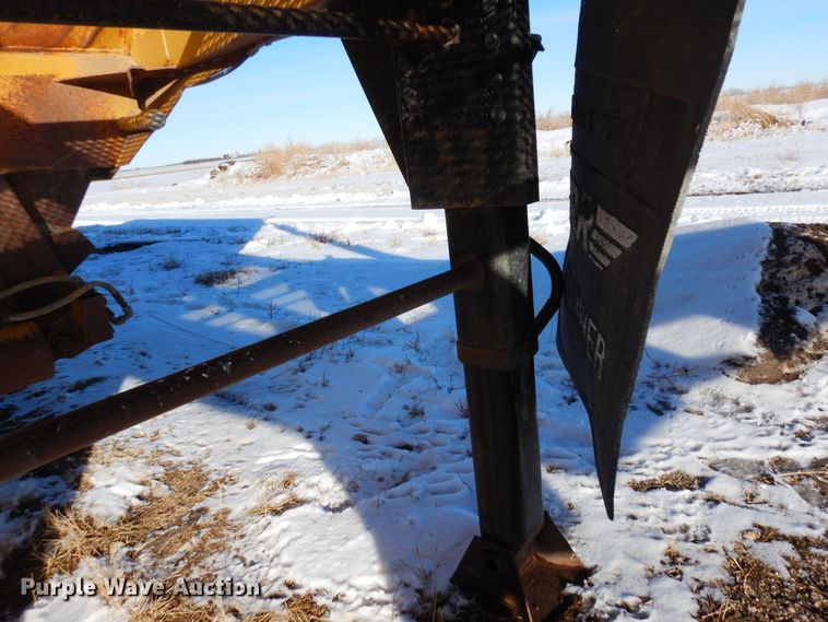 image for item DF8325 1986 Red River  bottom dump trailer