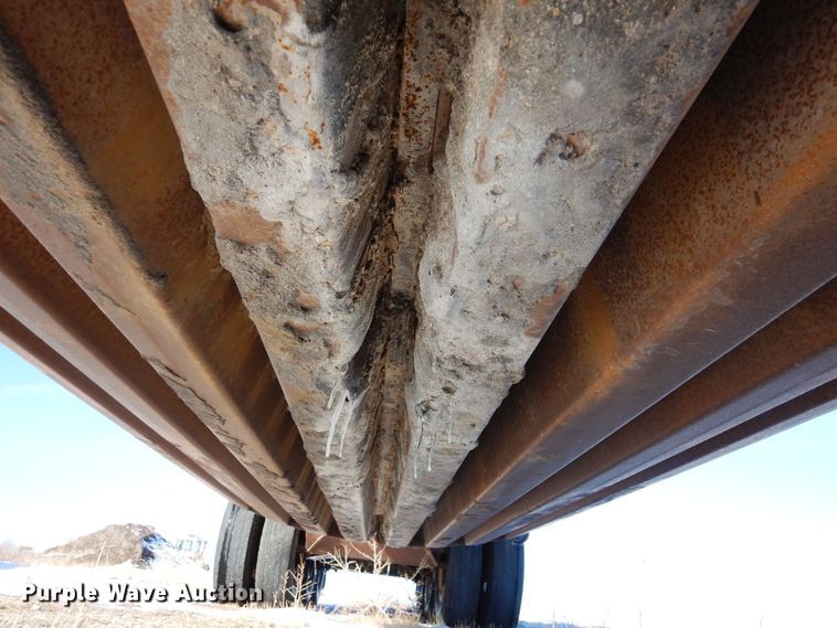 image for item DF8325 1986 Red River  bottom dump trailer