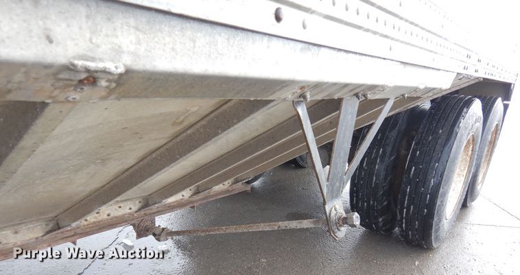 image for item DF8330 1972 Timpte TT103WTH  grain trailer