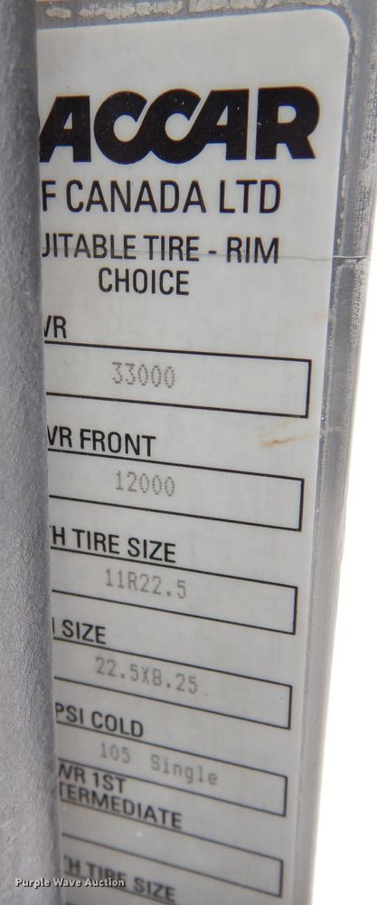 image for item DF8332 2006 Peterbilt 335  flatbed truck