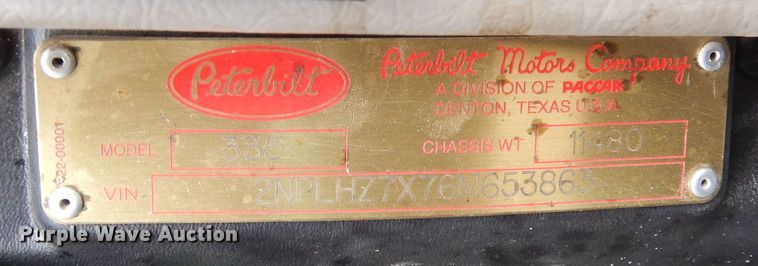 image for item DF8332 2006 Peterbilt 335  flatbed truck