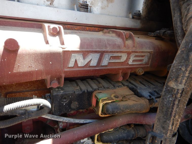 image for item DK6999 2010 Mack CHU613  semi truck