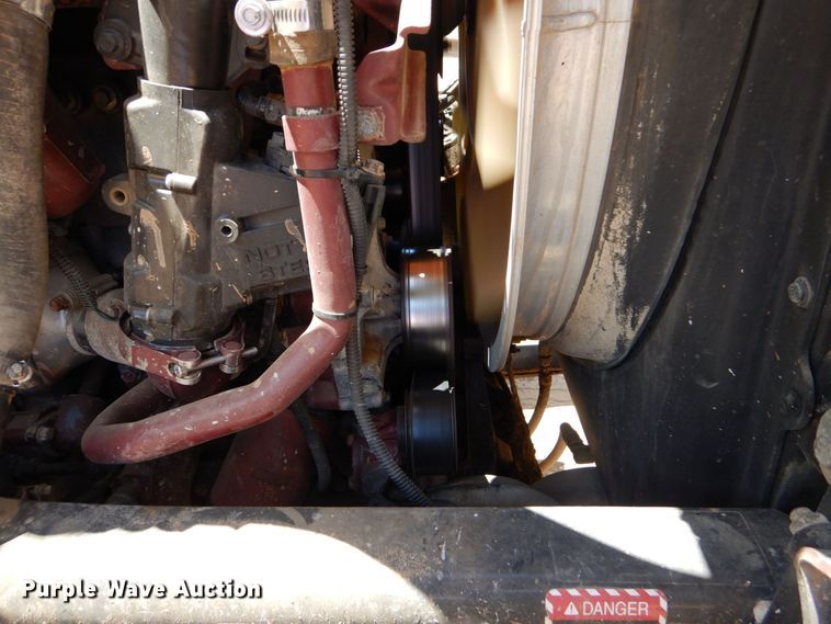 image for item DK6999 2010 Mack CHU613  semi truck