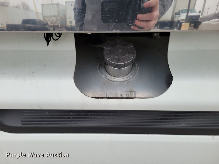 image for item DM8181 2015 International ProStar  semi truck