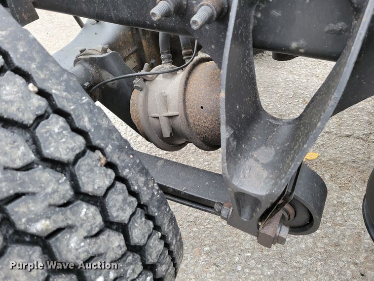 image for item DM8181 2015 International ProStar  semi truck